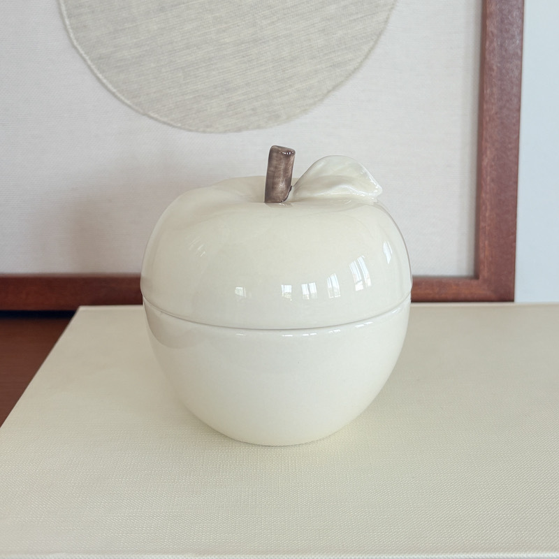 bougie-pomme-beige-vanille