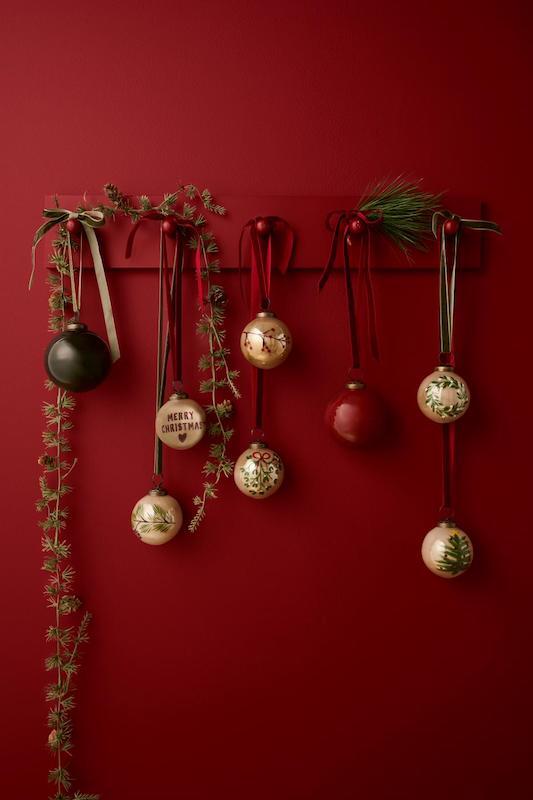 boules-de-noel-dorées