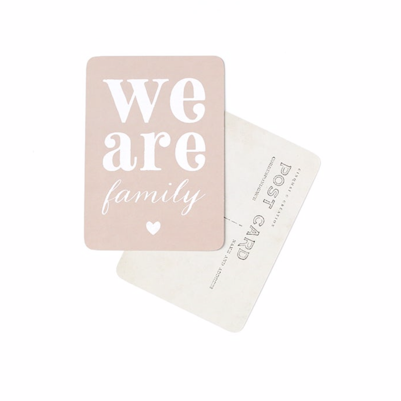 carte-cinq-mai-we-are-family