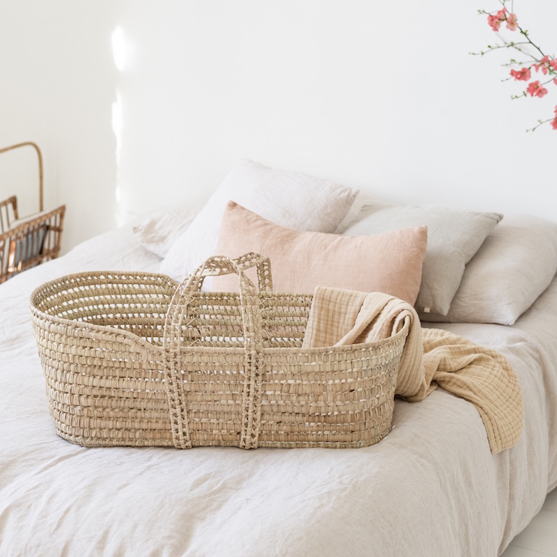 Couffin En Paille Pour Bebe Avec Rebord Le Joli Shop