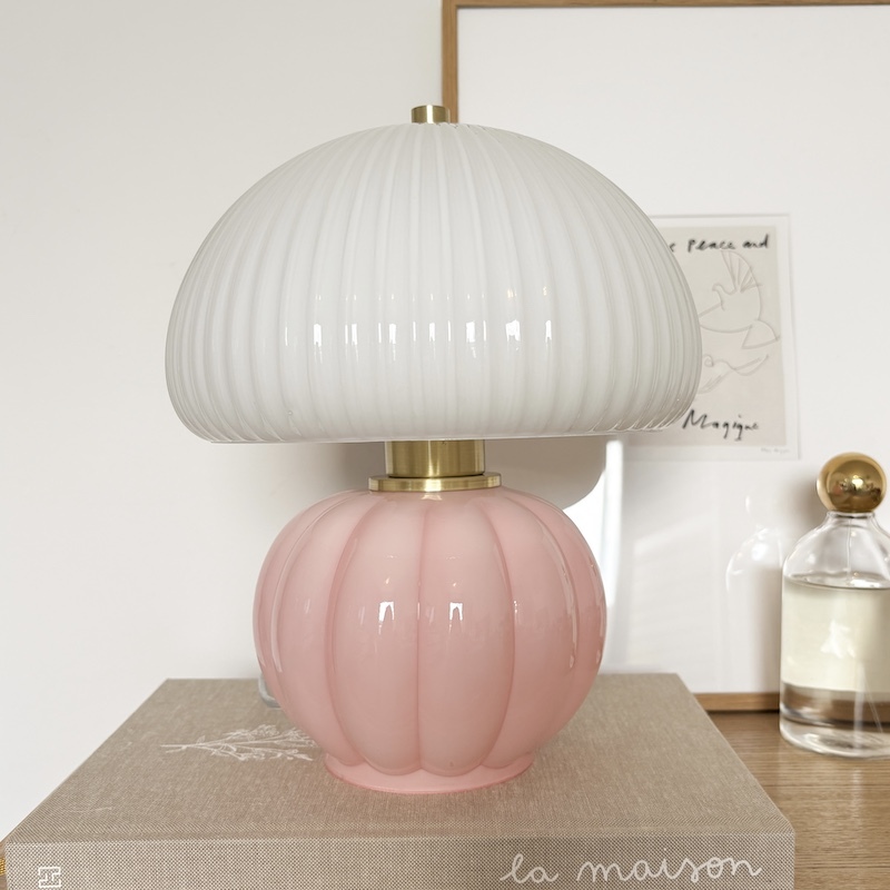 lampe-a-poser-verre-rose