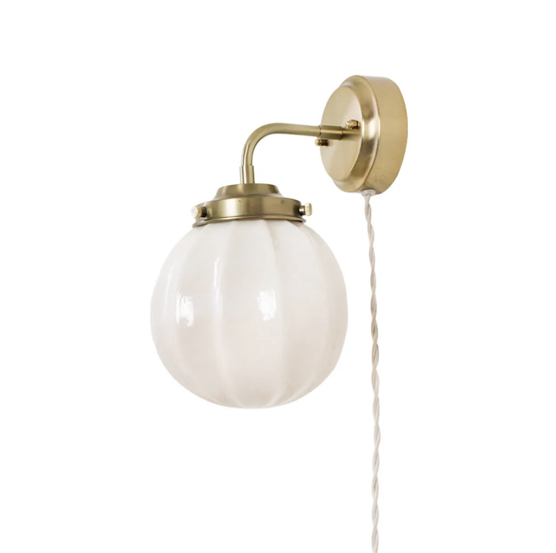 lampe-boule-opale-laiton