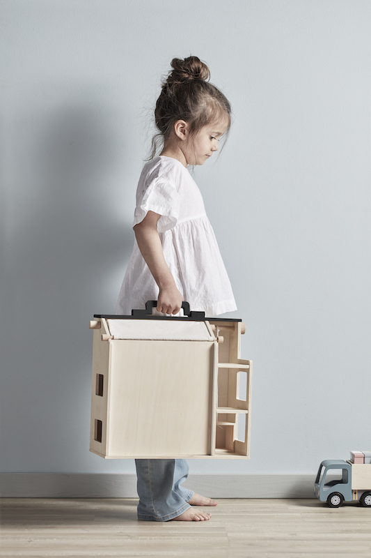 maison-de-poupee-kids-concept