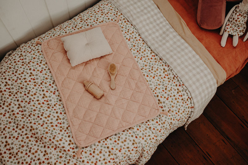 matelas-oreiller-rose-olli-ella