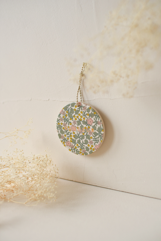 medaillon-bonheur-fleurs-baubels