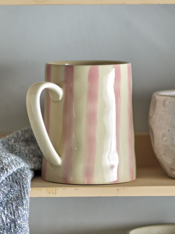 mug-rayures-rose-tasse