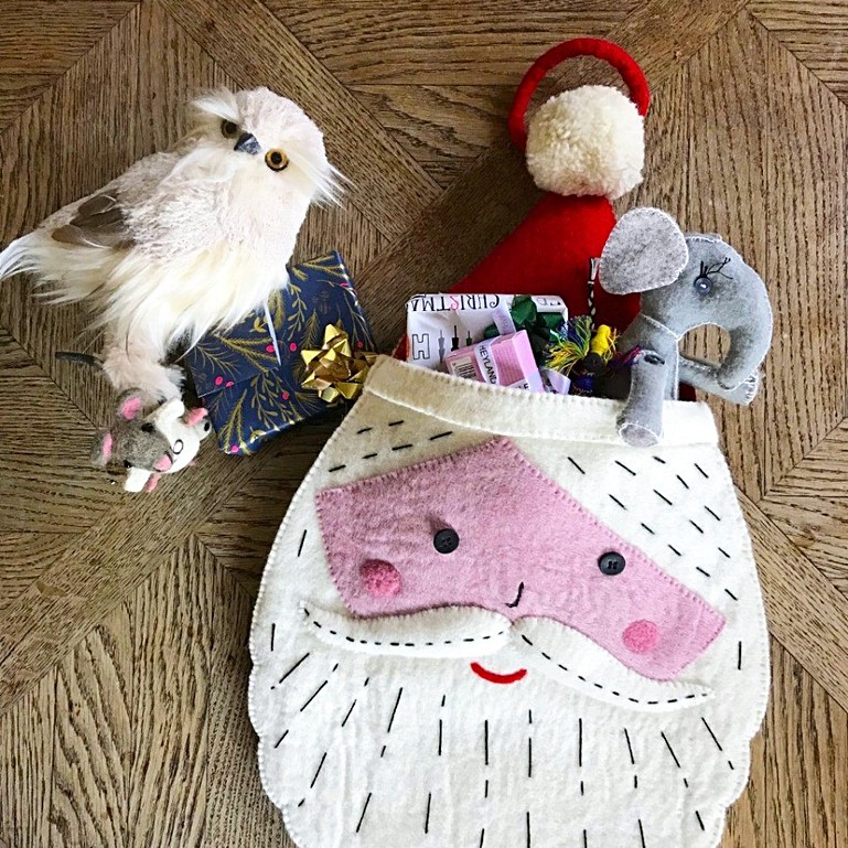 pere-noel-chaussette-laine