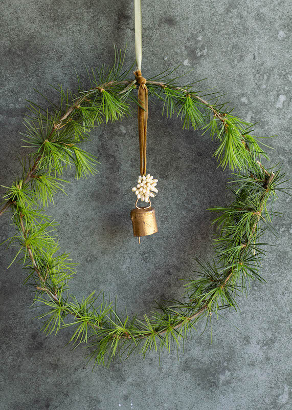 petite-cloche-en-laiton-vintage