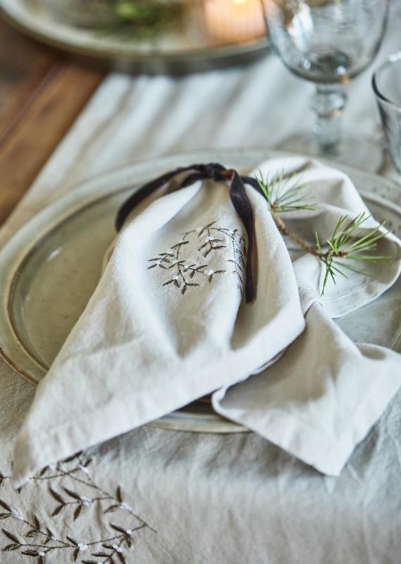 serviette-branche-de-gui-noel