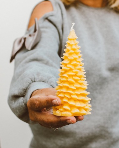 bougie-sapin-cire-d-abeille-goldrick