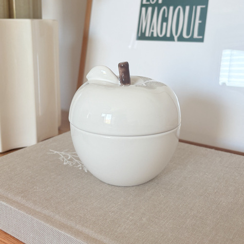 bougie-pomme-blanche-patchouli