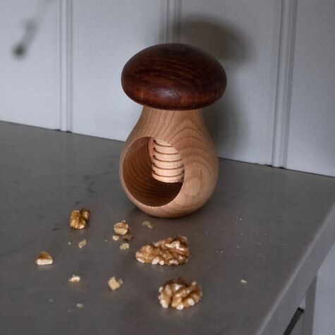 casse-noix-champignon