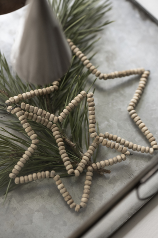 etoile-avec-perles-bois