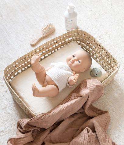 panier-a-langer-pour-poupee