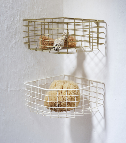 panier-mural-metal-angle-madam-stoltz