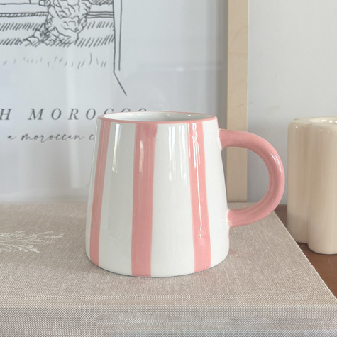 tasse-rayures-roses