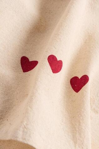 torchon-coeurs-rouges
